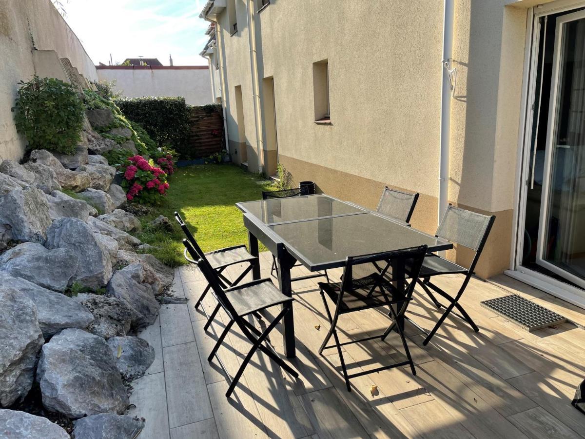 Villa Louise - Appartement Spacieux Proche Digue Avec Jardin Wimereux Eksteriør bilde